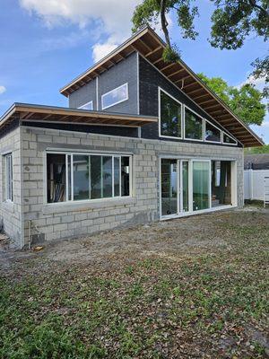 Slidding doors and Lath installed