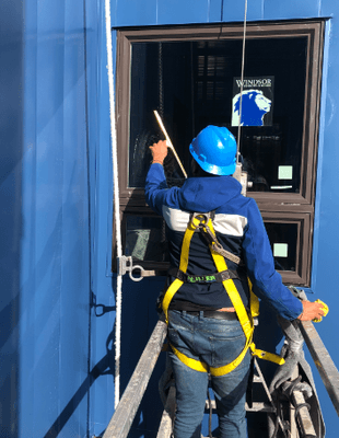 post construction window cleaning