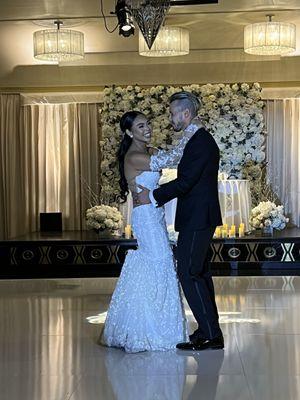 First dance at the NOOR