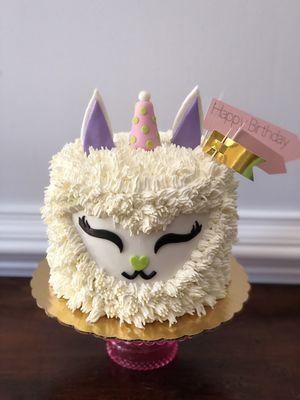 Llama Buttercream Cake