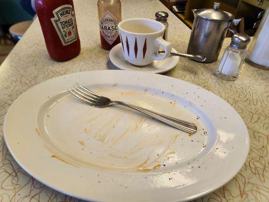 Good coffee, scramble eggs, sausage and whole wheat toast. A classic piece of Americana with sass that only a local would appreciate