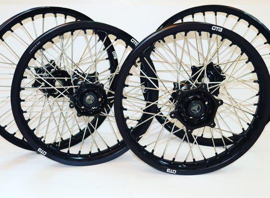 Our signature series custom mx wheels