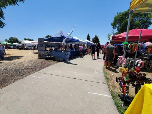 Merchandise vendors