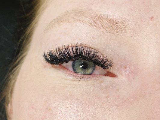 Volume Lashes