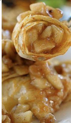 Apple pie crepe