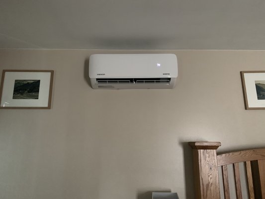 Ductless mini-split air conditioner