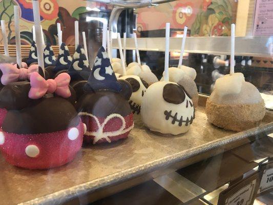 Absolutely decadent candy apples!!