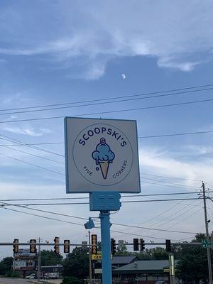 Scoopski's Sign