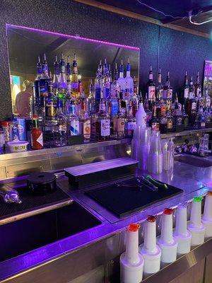 Come and get your favorite adult beverages! We have the best bartenders around!