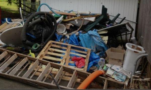 Removing junk from another foreclosed home