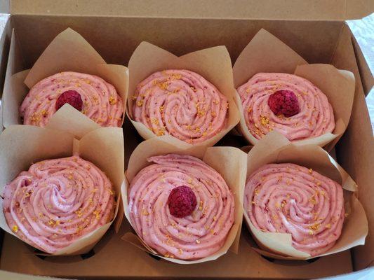 Raspberry lemon cupakes