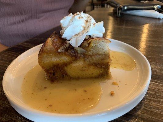 Pumpkin Praline bread pudding