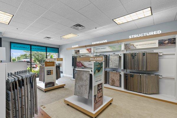 Flooring, Carpet, Hardwood, Laminate, Waterproof flooring store servicing the Duluth,GA area.