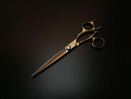 High end shears, affordable price.