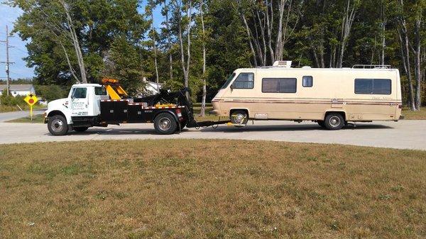 RV and camper towing services