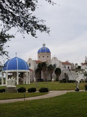 Beatiful church and peaceful.