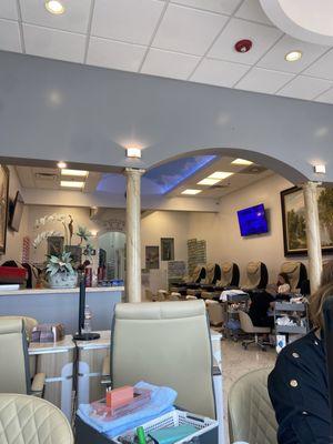 Pamper Nail Resort