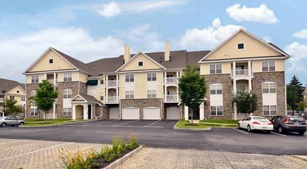 http://www.apartmentswestchesterpa.com/west-chester-pa-apartments.asp