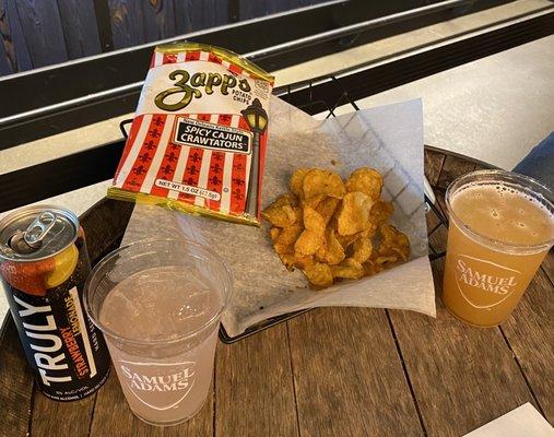 Spicy Cajun Crawtators chips with Wicked Hazy and Truly Strawberry Lemonade