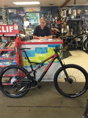 Just picked up my new Stumpjumper Comp FSR from Rick today. Great price and setup. Thanks Rick!