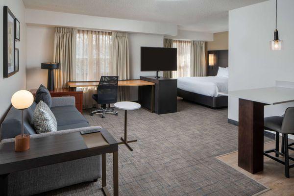 Sonesta ES Suites Fairfax Fair Lakes