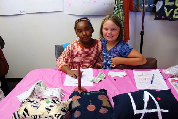 Bizzy Girls entrepreneurs www.bizzygirls.com  Camp at The Mall!