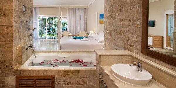 SPA SUITE $79/nt minimum 6 nts for 2 guests.  Additional guest $15/nt per person.