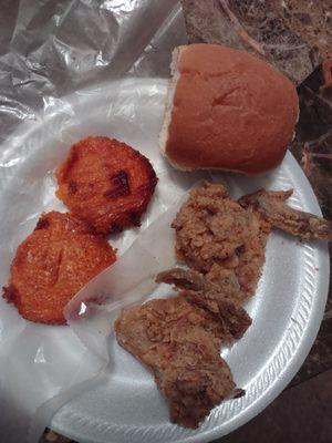 Chicken wings, Sweet potato patties, Dinner roll