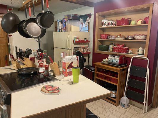 Hoarders kitchen transformed