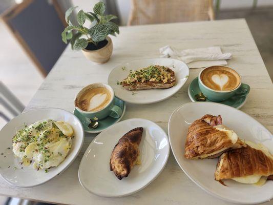 The classic avalado toast, the All Day Breakfast croissant, The Goat & a chicken empanada!! Amazing!