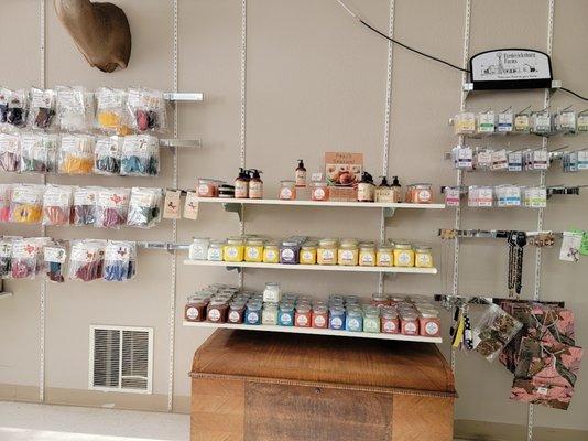 Fredericksburg Farms - candles, melts, freshies, soaps, lotions and food products