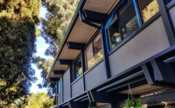 Seamless Aluminum Gutters -  Aluminum Downspouts - Modern Home Pasadena, CA 91105