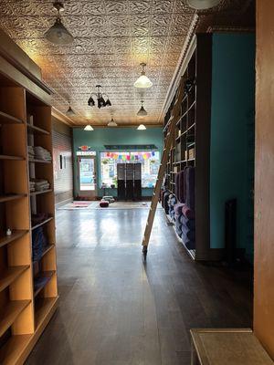 Beautiful yoga studio where candlewick used to be