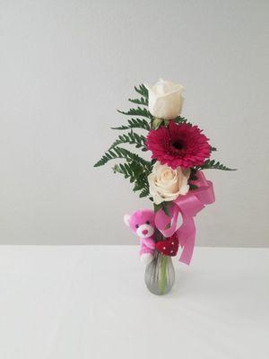 Small natural flower arrangement.