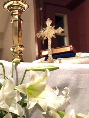 Easter lilies around the Altar.