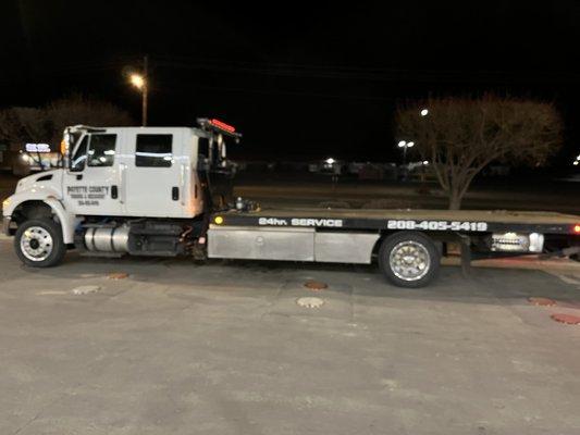 24-7 Towing..