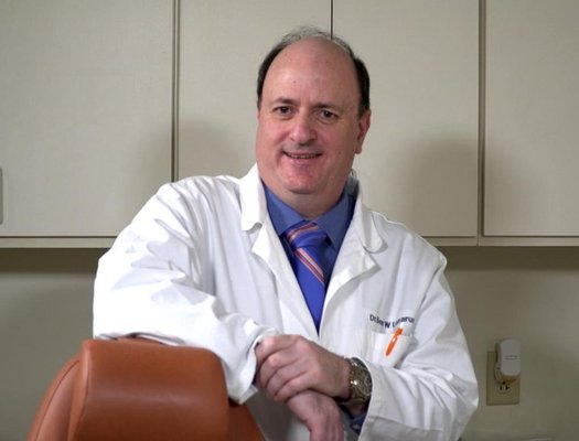 Dr. Sean Lazarus