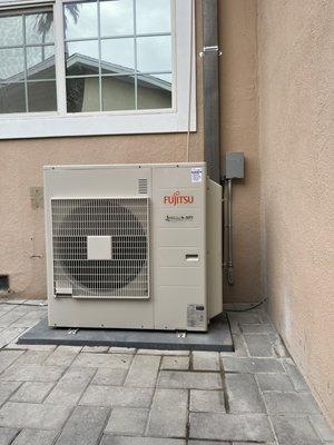 Fujitsu Ductless Mini Split