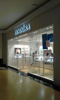 Pandora Green Acres Mall