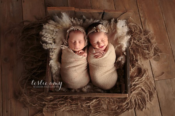 Harper and Stevie, twin girls