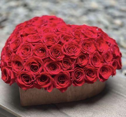 100 stem roses - Valentine's Day collection