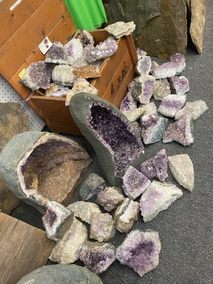 a bunch of Amethysts right to your right when you walk into the building