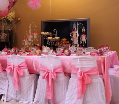 princess tea party, girls party, kids tables and chairs,  decoration ideas, centerpieces, kids party rental, orange county, ca