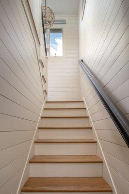 Shiplap stairway