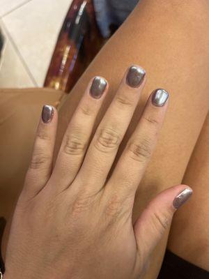 Chrome gel nails