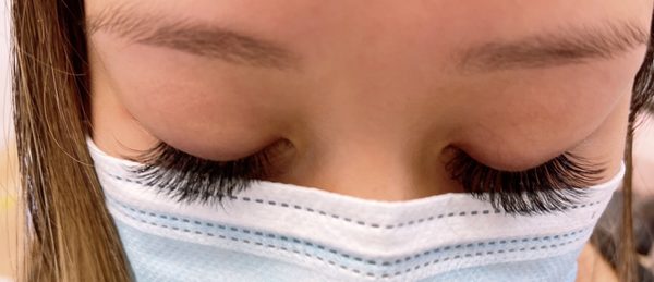 Volume eyelash extensions