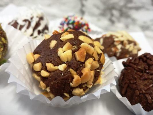 Italian pastries with peanuts