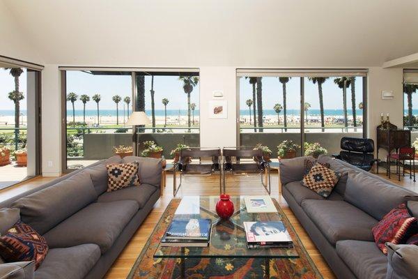 117 Hart Ave, Santa Monica, CA 90405