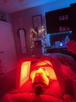 LED LIGHT THERAPY