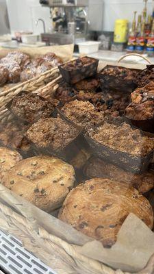 Banana bread and chocolate chip cookies